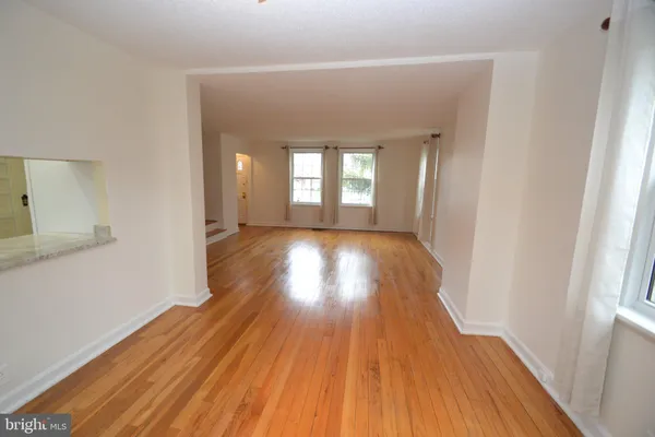 $3,500 | 3546 South Utah Street, Arlington, VA 22206