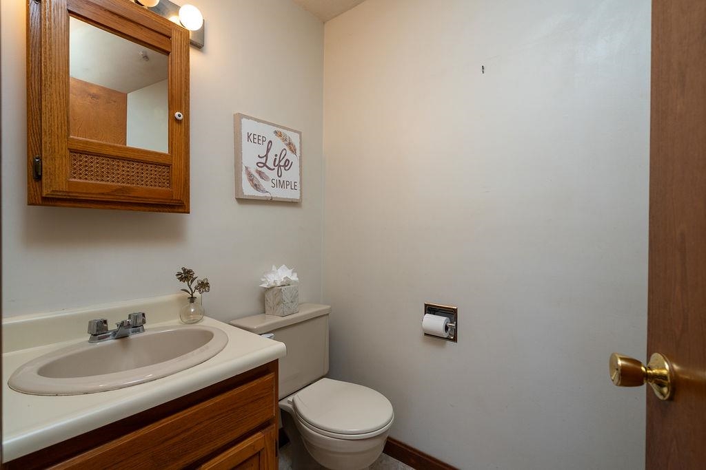 60 Weirs Road, Unit C4 Gilford, NH 03249 - Photo 8 of 28