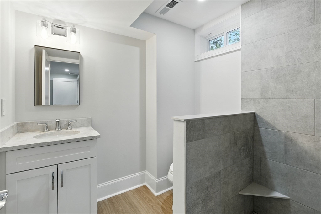 11 Washington Street, Unit 5 Ipswich, MA 01938 - Photo 26 of 41