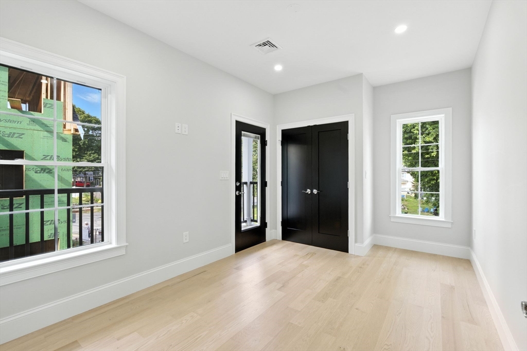 11 Washington Street, Unit 5 Ipswich, MA 01938 - Photo 28 of 41