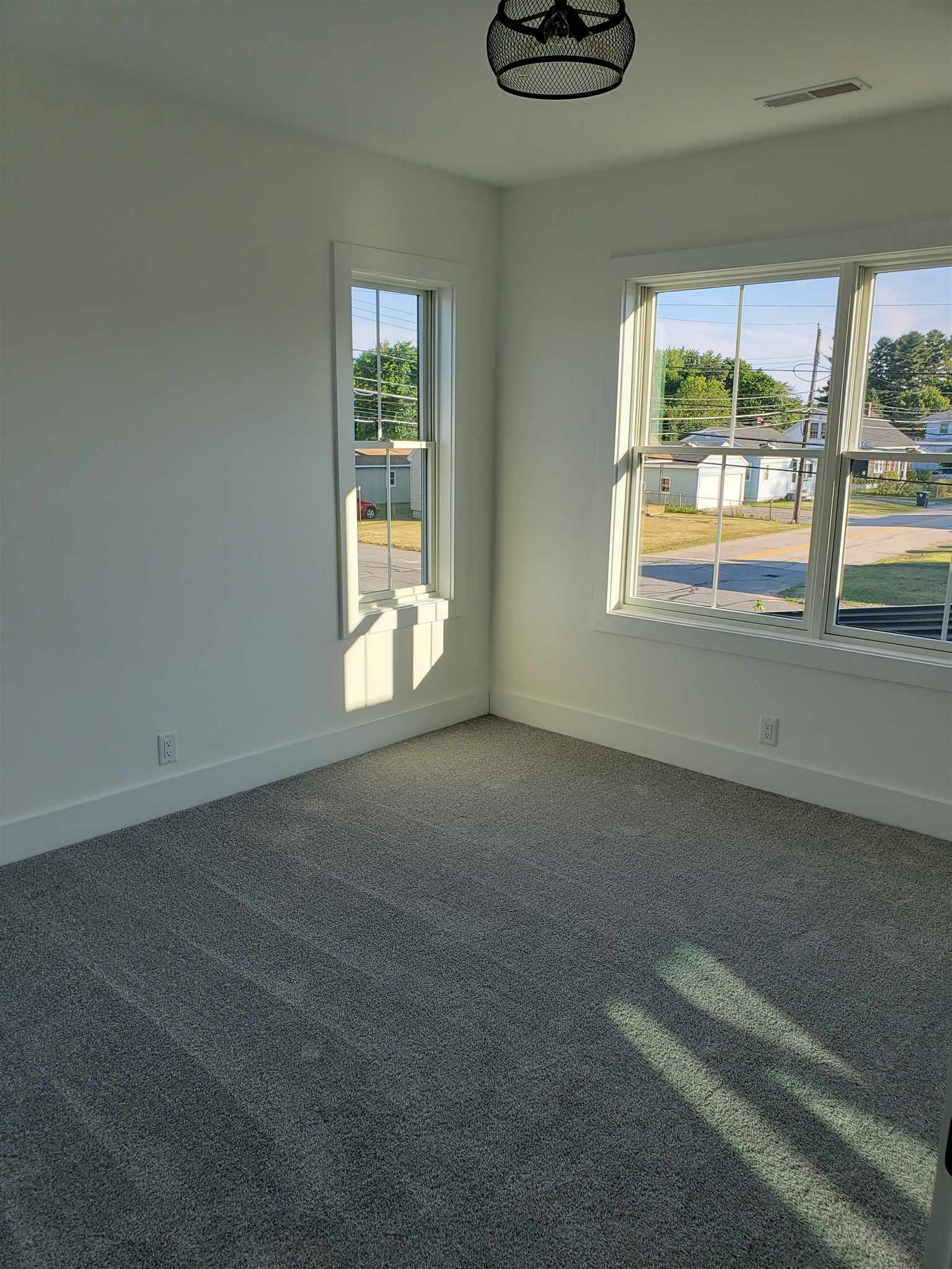 39 New Dunstable Road Nashua, NH 03060 - Photo 17 of 21
