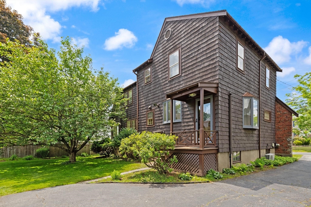 9 Mayfield Road Belmont, MA 02478 - Photo 39 of 42