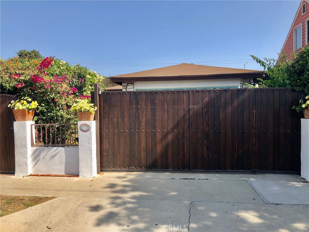 2312 Connor Avenue Commerce, CA 90040 - Photo 1 of 12