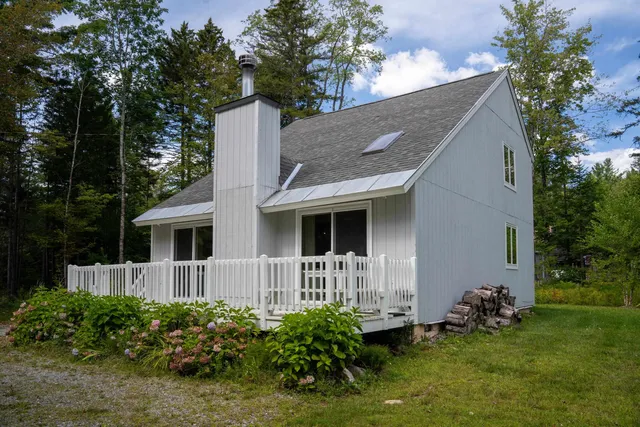 $415,000 | 275 Sherwood Forest, Londonderry, VT 05148
