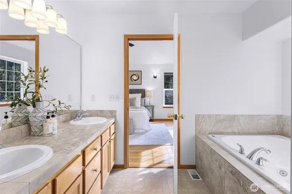 $1,250,000 | 629 Arroyo Lane, Bellingham, WA 98229