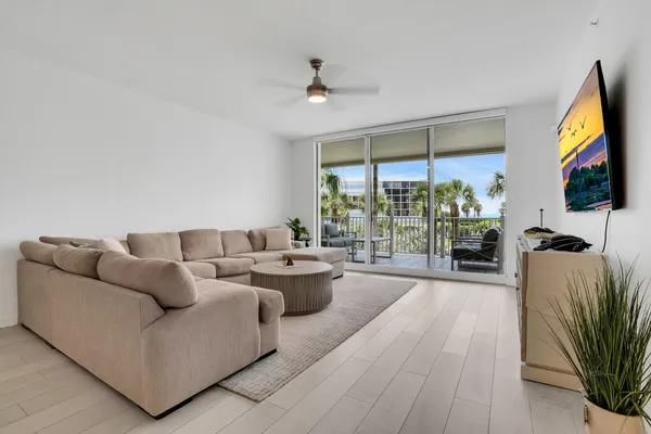 $1,450,000 | 120 Ocean Grande Boulevard, Unit 302, Jupiter, FL 33477