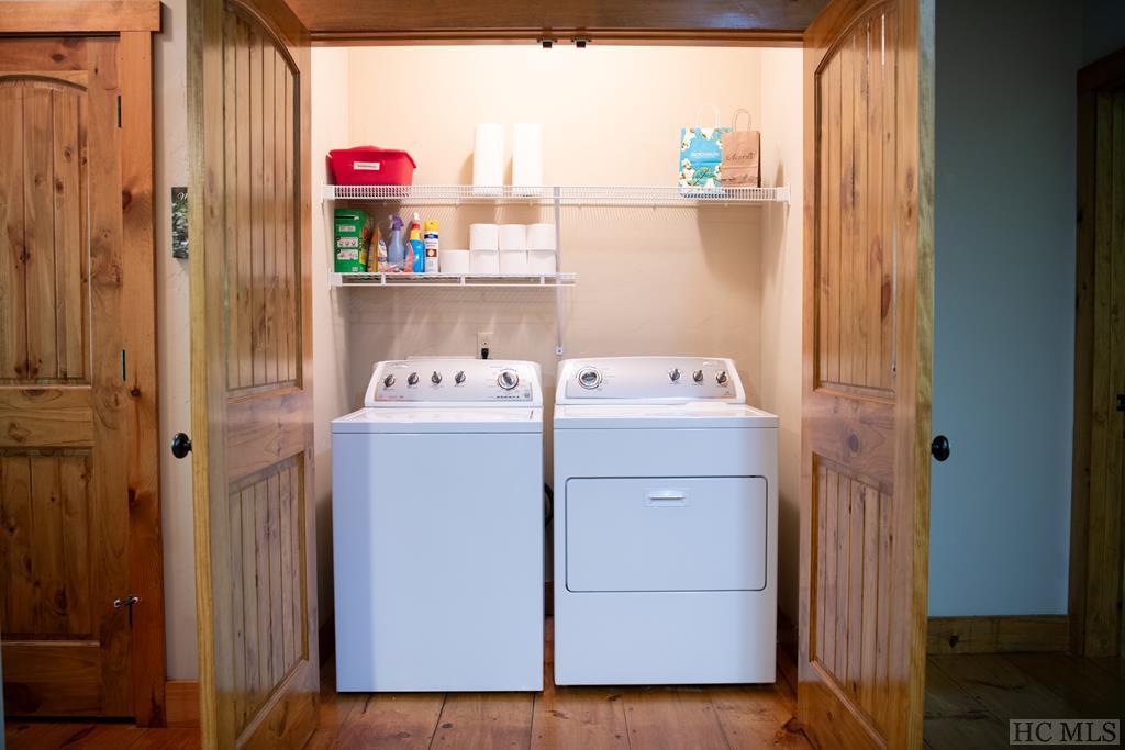 277 Deer Run Road Sapphire, NC 28774 - Photo 17 of 43 Gallery Image 17