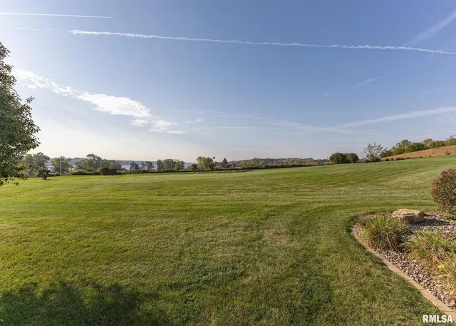 $749,000 | 28055 238th Street, Leclaire, IA 52753