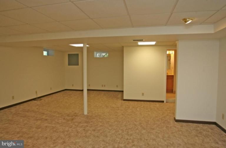 707 Greentree Road Linthicum Heights, MD 21090 - Photo 4 of 11 Recreation Room