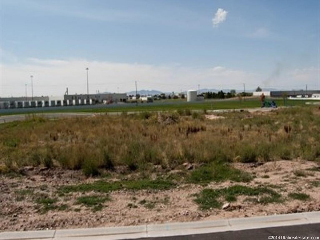 2107 925 West, Unit 320 Pleasant View, UT 84404 - Photo 1 of 1
