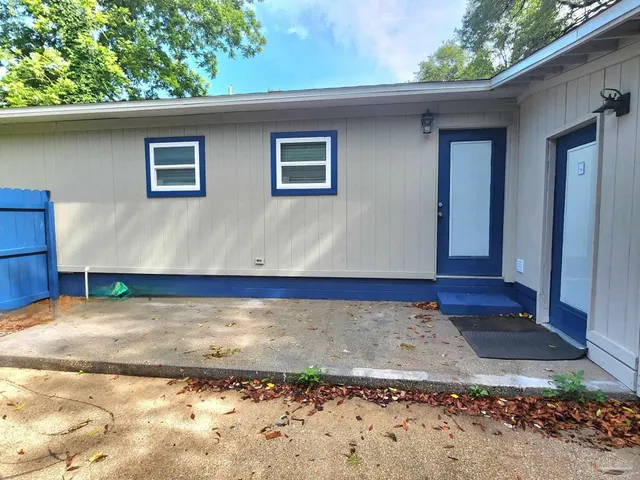 $1,500 | 901 Lucerne Avenue, Pensacola, FL 32505