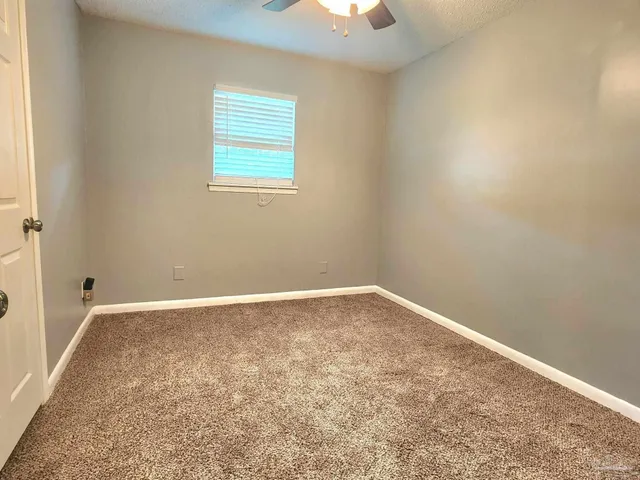 $1,500 | 901 Lucerne Avenue, Pensacola, FL 32505