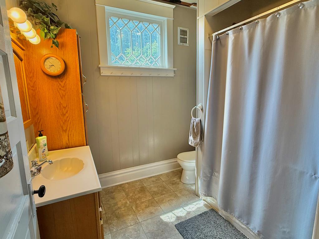 626 Cherrytree Road Franklin, PA 16323 - Photo 34 of 43
