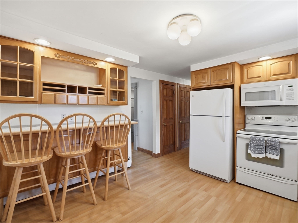 36 Bridge Street Billerica, MA 01821 - Photo 4 of 42