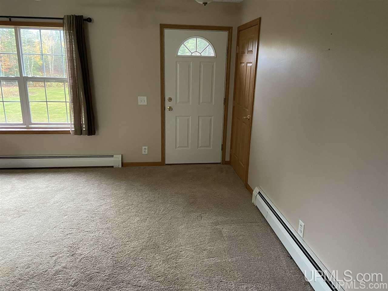 540 N East Gulliver Lake Road Gulliver, MI 49840 - Photo 8 of 41