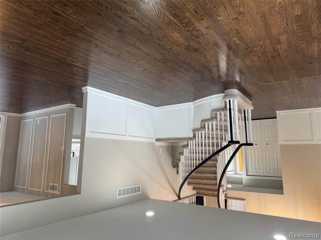2729 Powderhorn Ridge Road Rochester, MI 48309 - Photo 15 of 76