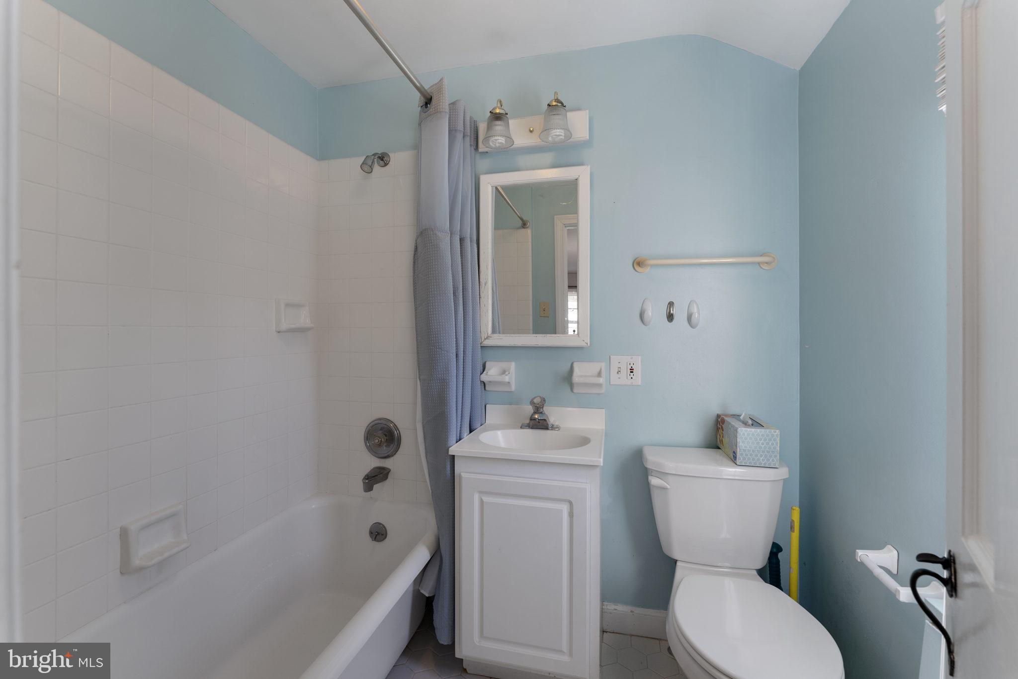 720 Greythorne Road Wynnewood, PA 19096 - Photo 25 of 35 Gallery Image 25