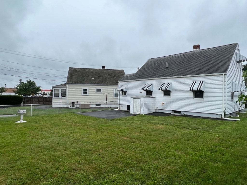 180 Gore Road Revere, MA 02151 - Photo 5 of 21 Gallery Image 5