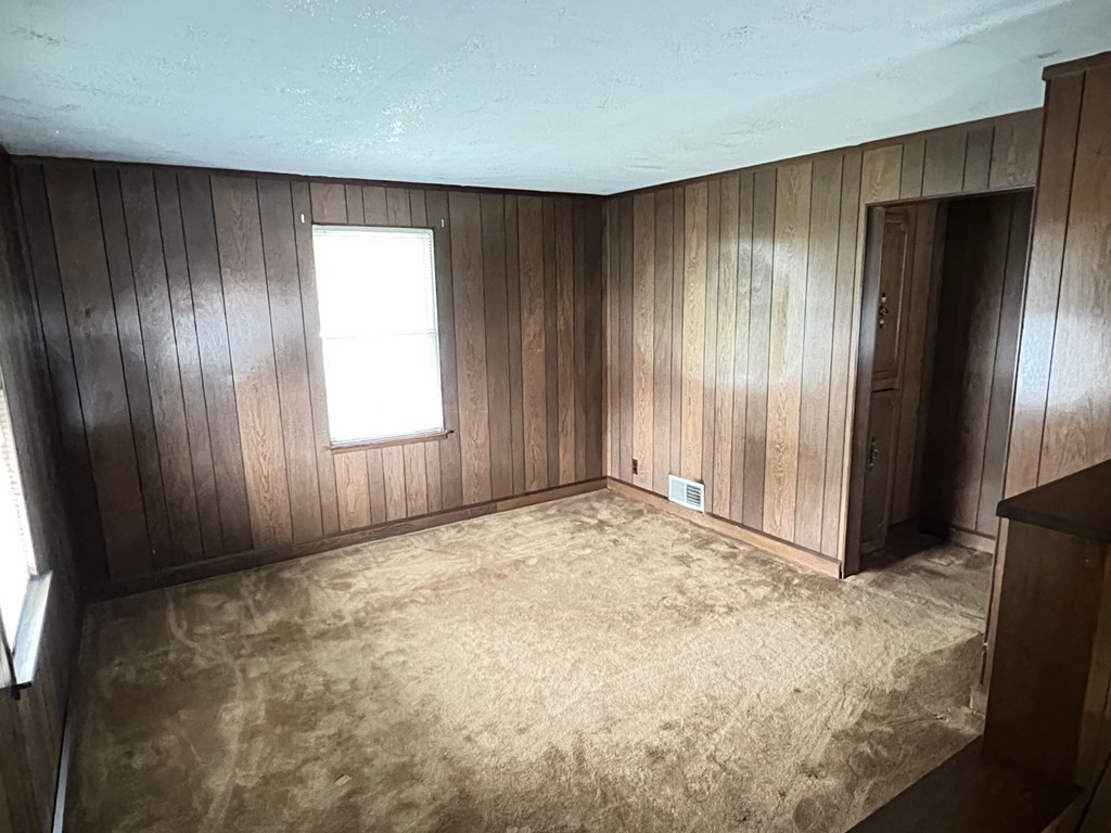 180 Gore Road Revere, MA 02151 - Photo 6 of 21 Gallery Image 6