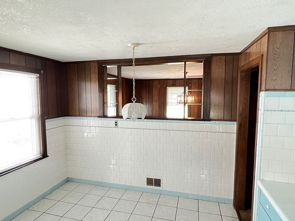 180 Gore Road Revere, MA 02151 - Photo 10 of 21 Gallery Image 10