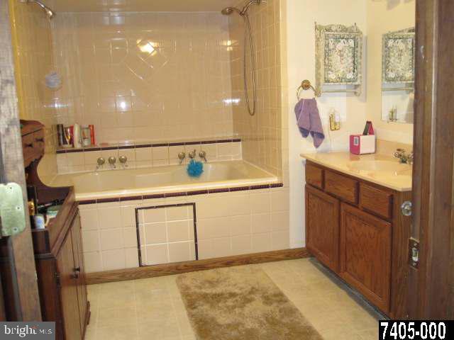 75 Test Road Hanover, PA 17331 - Photo 8 of 24