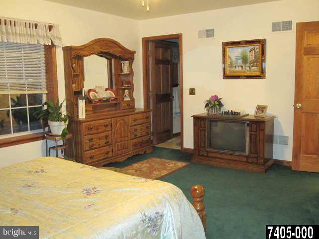 75 Test Road Hanover, PA 17331 - Photo 10 of 24