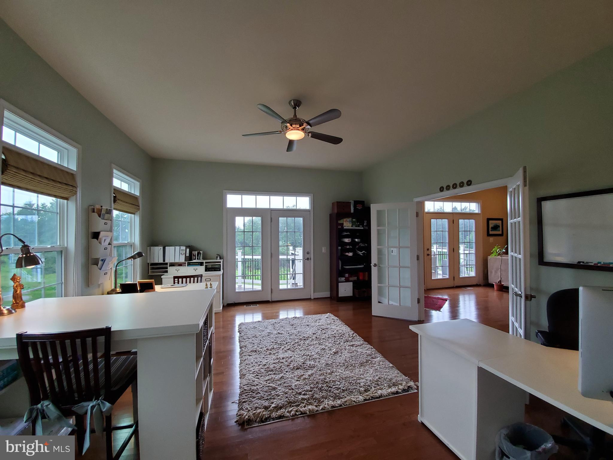 41882 Scotchbridge Place Ashburn, VA 20148 - Photo 14 of 89 Wouldn't you just love this as your home office?