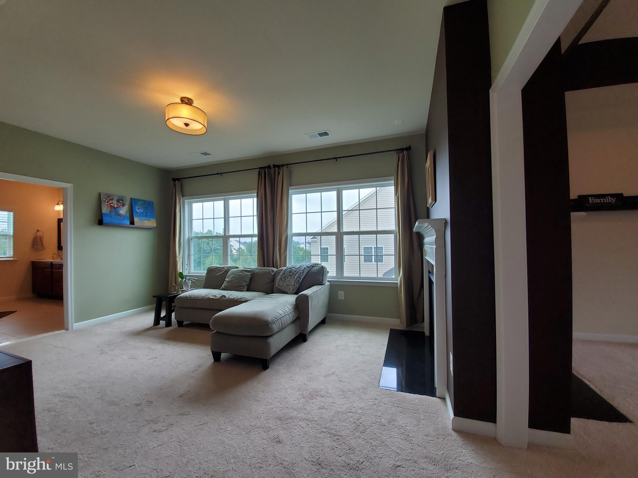 41882 Scotchbridge Place Ashburn, VA 20148 - Photo 25 of 89 Big sitting room that you would use!