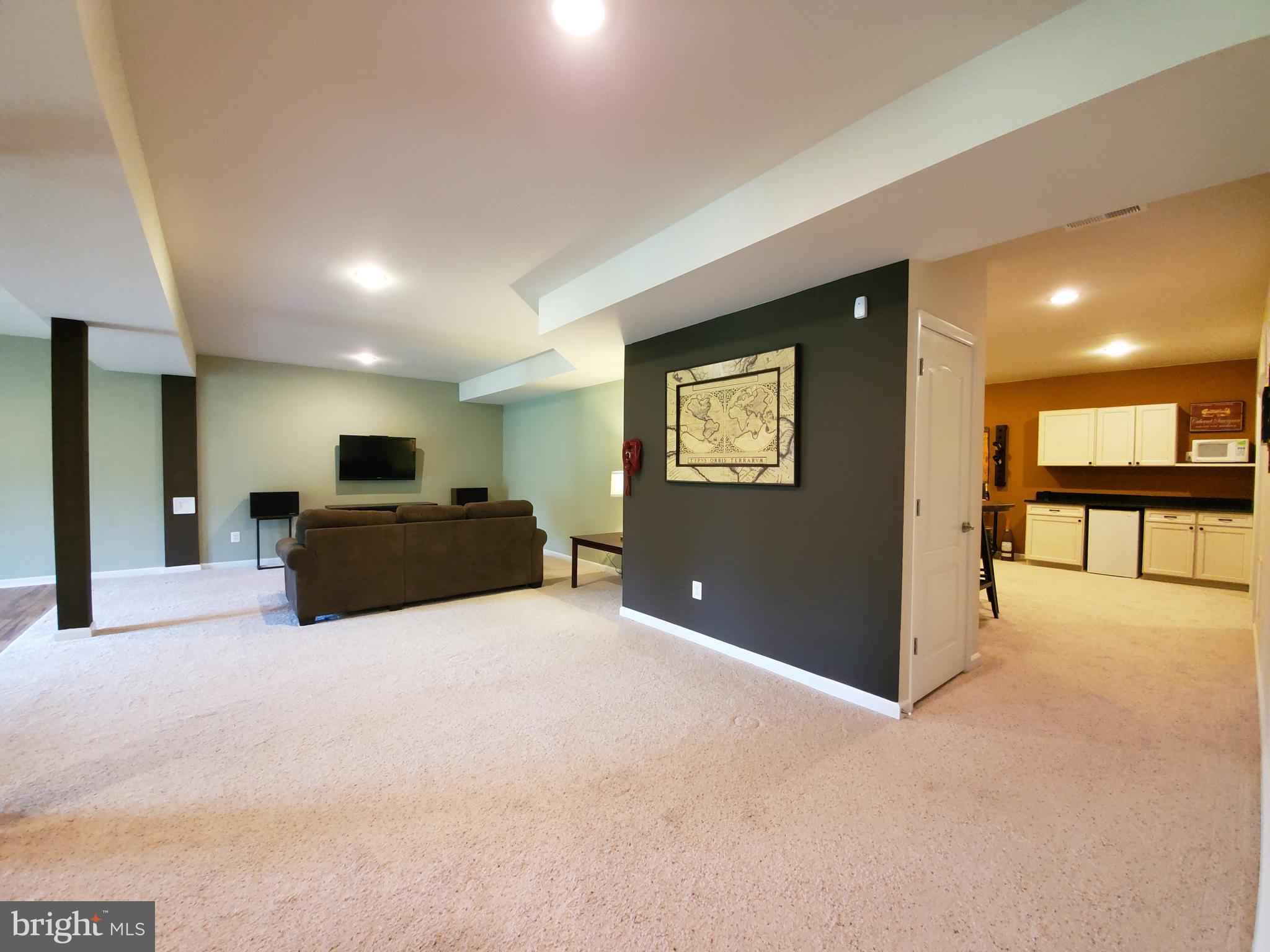 41882 Scotchbridge Place Ashburn, VA 20148 - Photo 58 of 89 Nicely done.