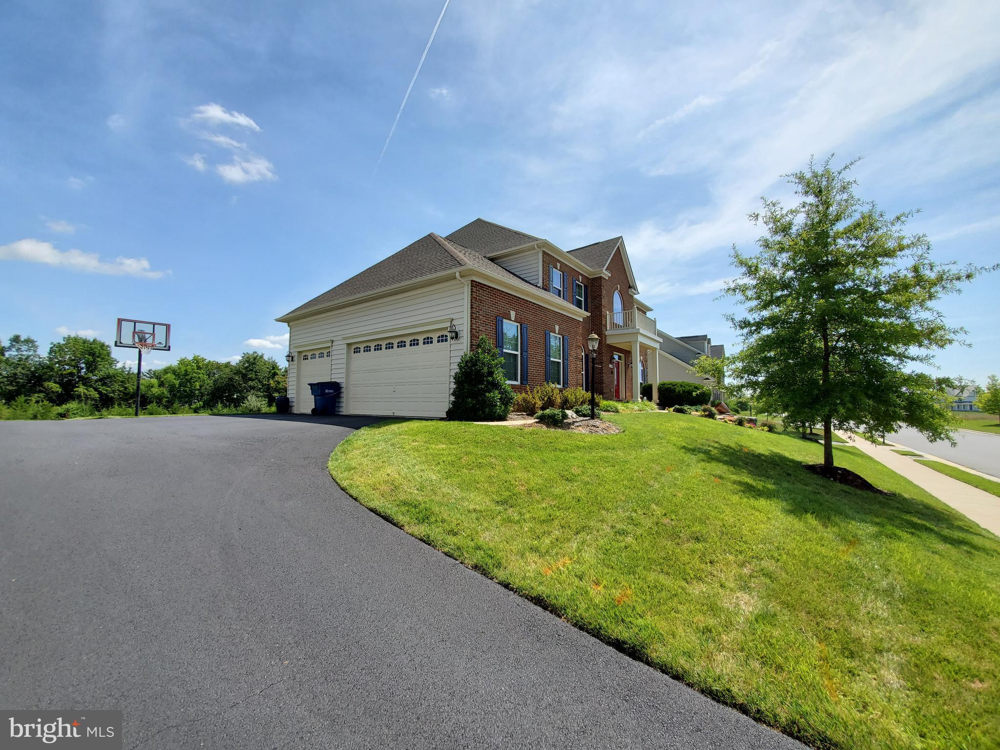 41882 Scotchbridge Place Ashburn, VA 20148 - Photo 80 of 89 View from the driveway.