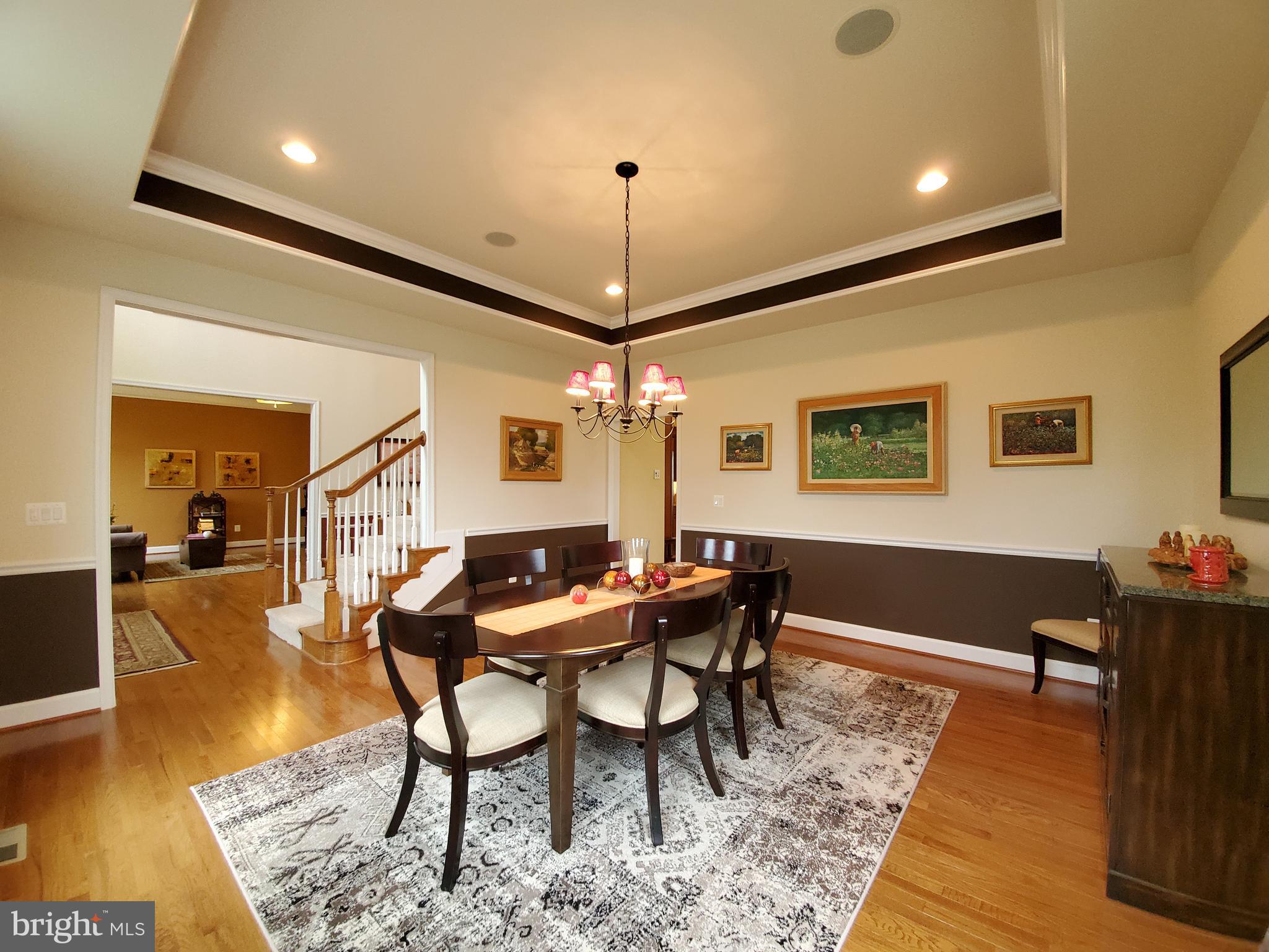 41882 Scotchbridge Place Ashburn, VA 20148 - Photo 10 of 89 Pass-through to the kitchen.