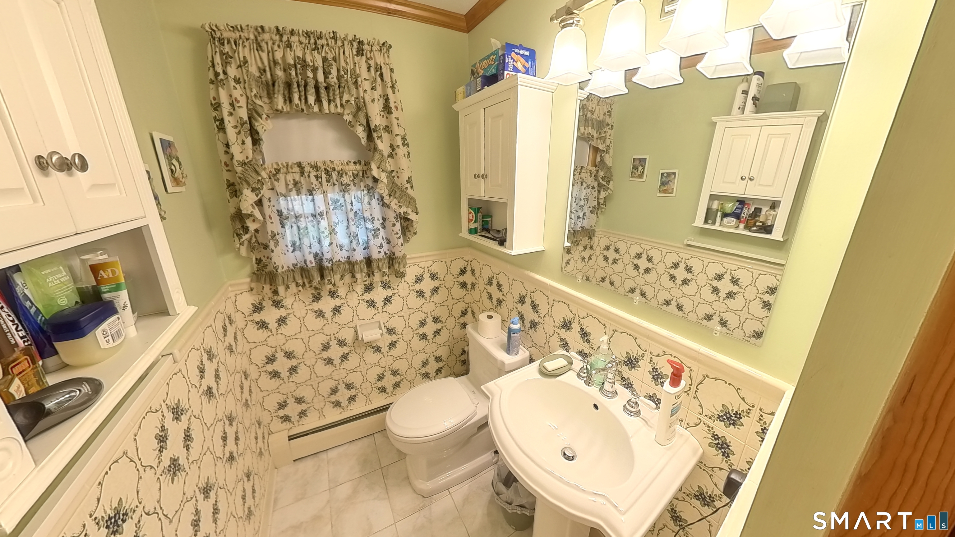 14 Shepard Road West Hartford, CT 06110 - Photo 15 of 39 Main floor powder room