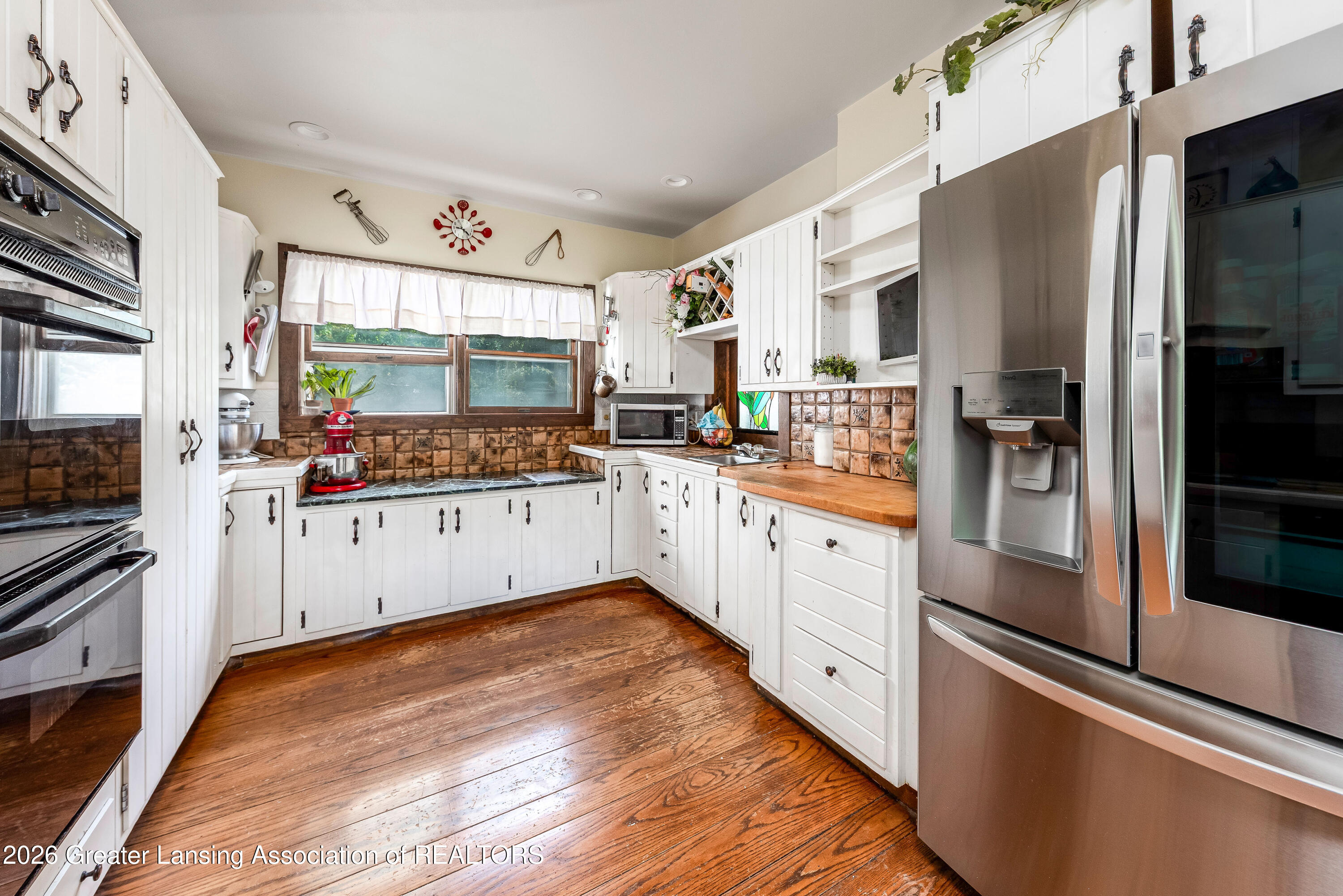 5961 Horstmeyer Road Lansing, MI 48911 - Photo 4 of 23 kitchen 1
