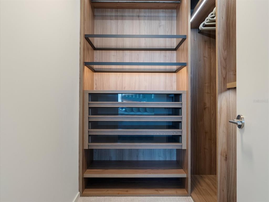 1020 Sunset Point Road, Unit 605 Clearwater, FL 33755 - Photo 25 of 54