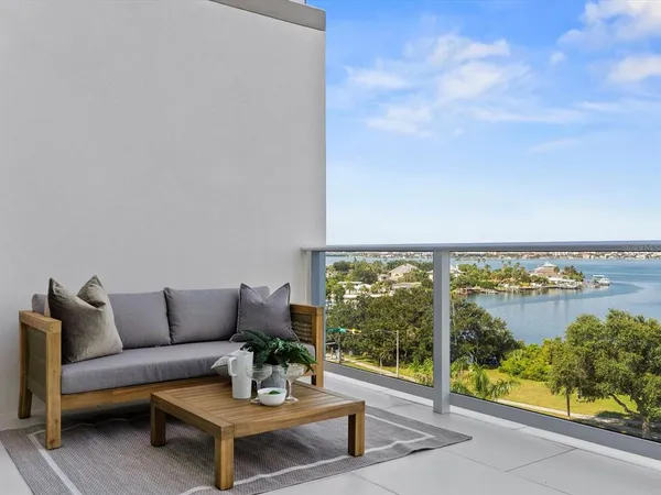 $8,000 | 1020 Sunset Point Road, Unit 605, Clearwater, FL 33755