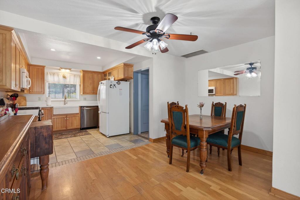 939 Laurel Road Santa Paula, CA 93060 - Photo 4 of 42 939 Laurel Rd