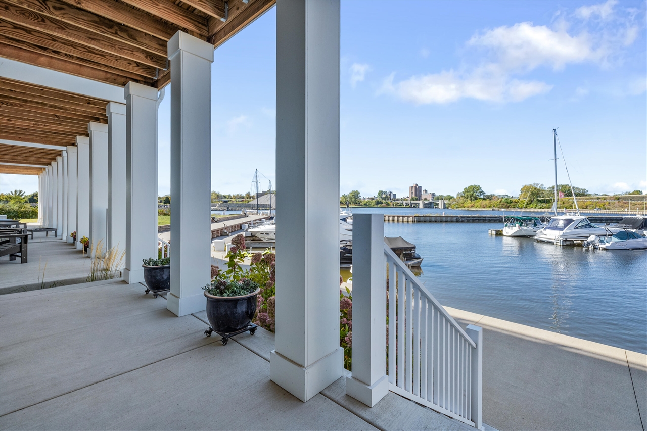 144 Mariners Cove St. Joseph, MI 49085 - Photo 2 of 53