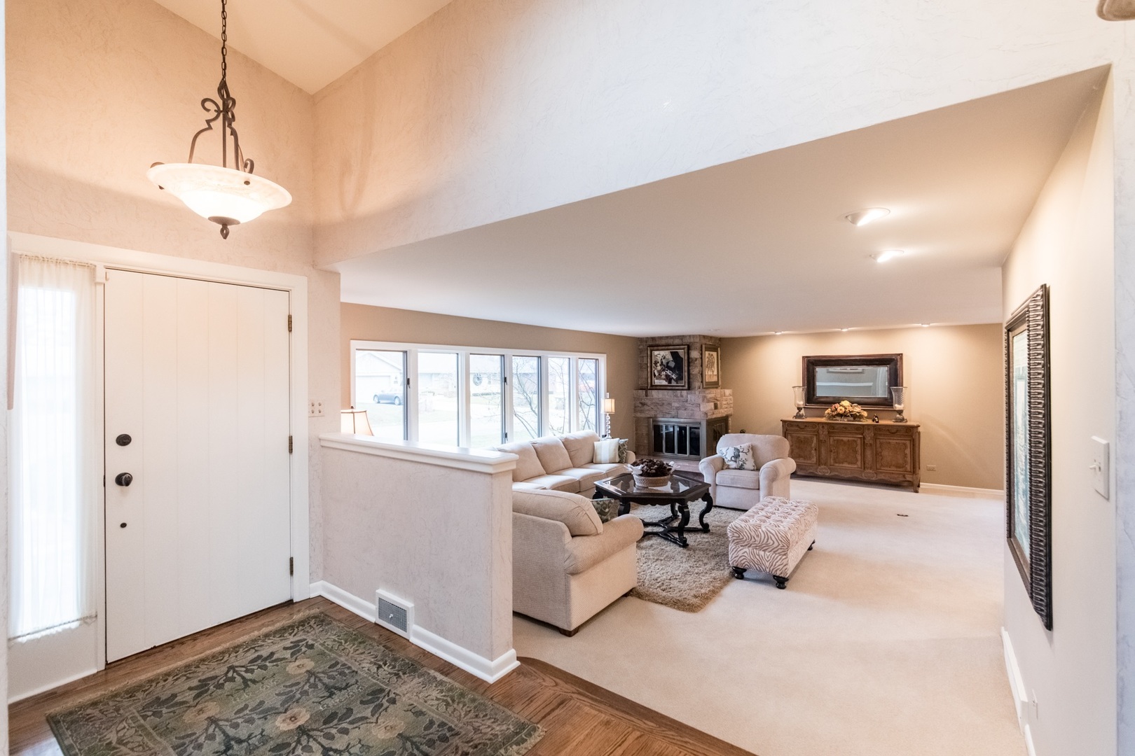 707 Edgemont Lane Park Ridge, IL 60068 - Photo 2 of 31