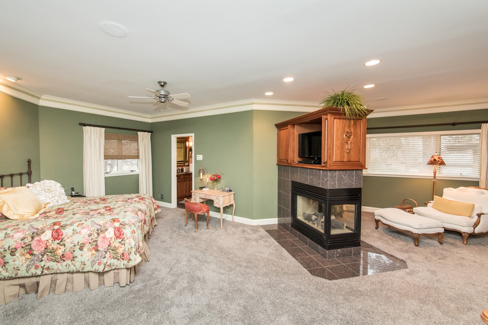 707 Edgemont Lane Park Ridge, IL 60068 - Photo 22 of 31