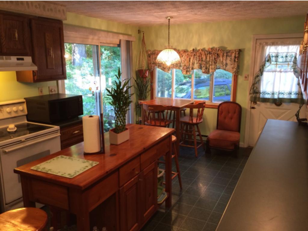 195 Chester Road Candia, NH 03034 - Photo 4 of 22
