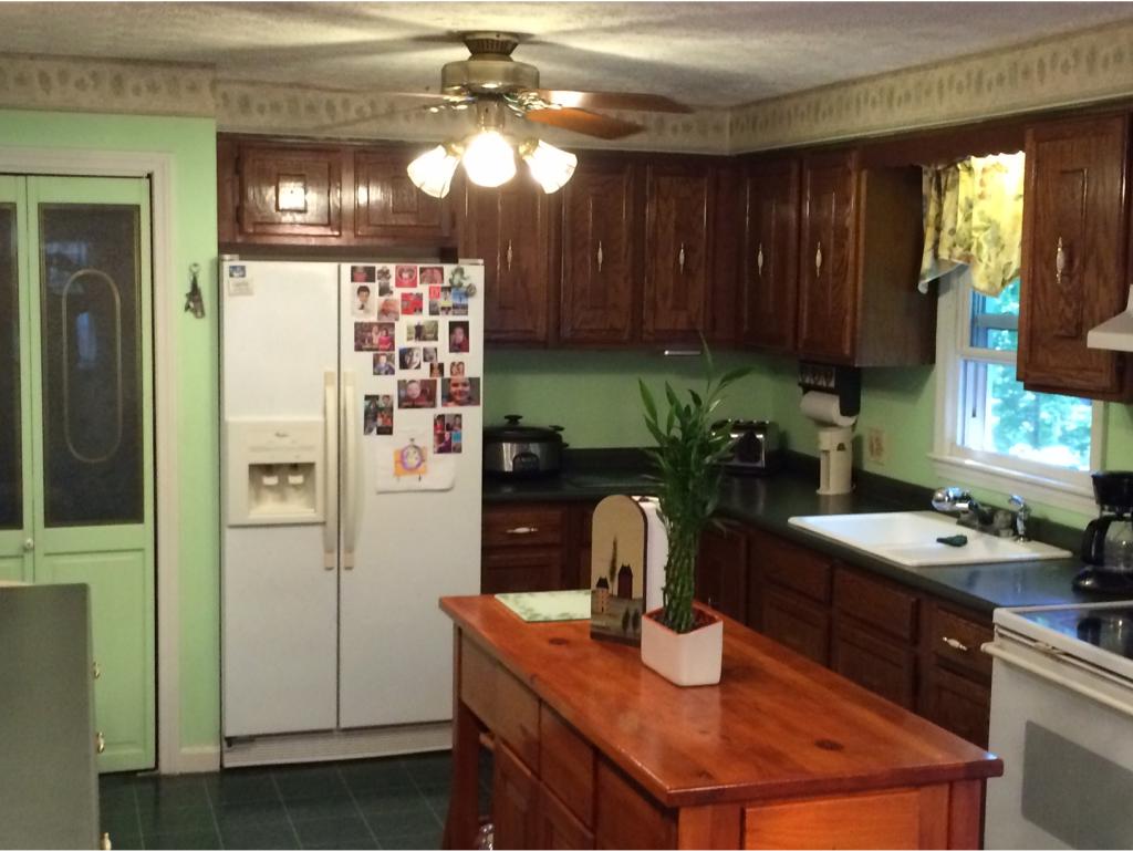 195 Chester Road Candia, NH 03034 - Photo 5 of 22