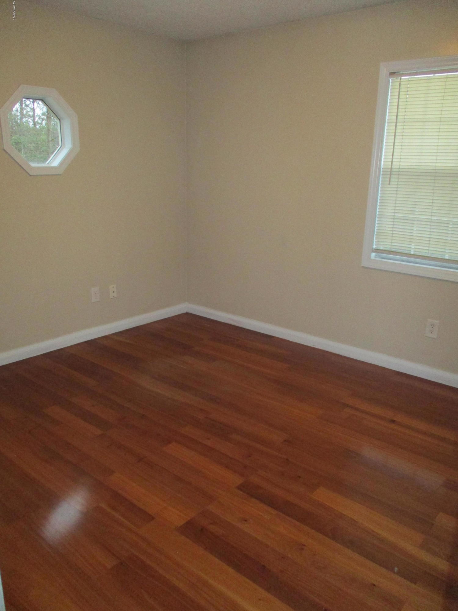 148 Parnell Road Hubert, NC 28539 - Photo 11 of 17 Guest bedroom 2
