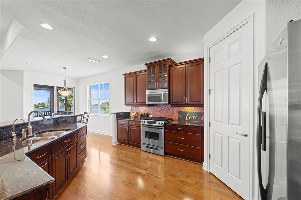 1139 Riverscape Street, Unit 2 Bradenton, FL 34208 - Photo 6 of 69