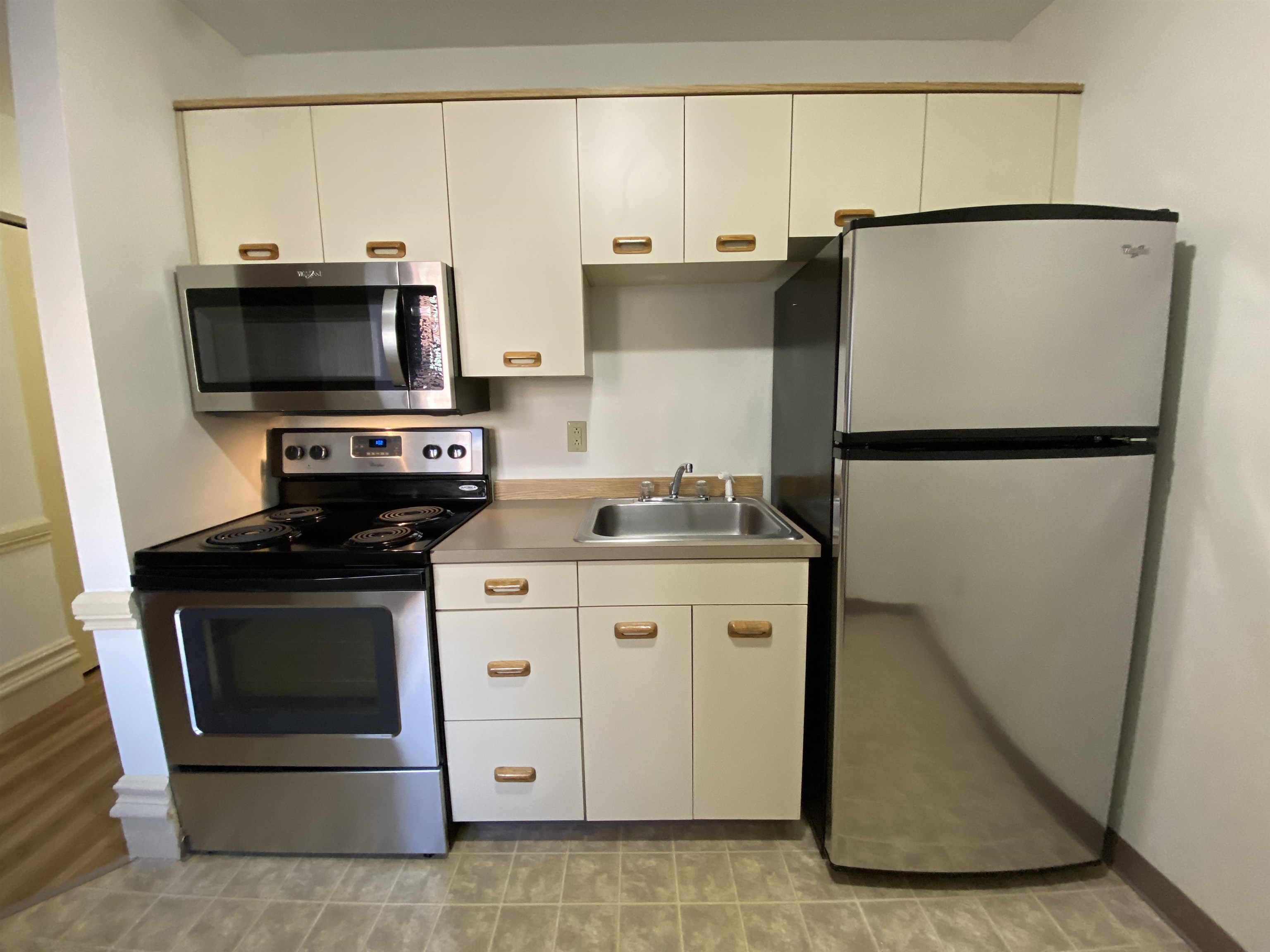 30 Hanover Street, Unit 201 Manchester, NH 03101 - Photo 13 of 46