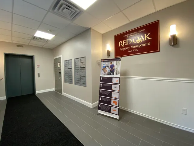 $1,602 | 30 Hanover Street, Unit 201, Manchester, NH 03101