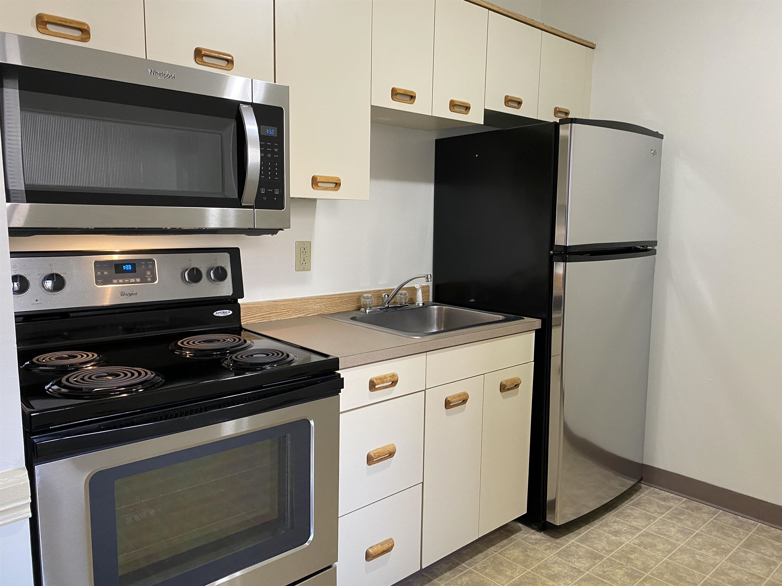 30 Hanover Street, Unit 201 Manchester, NH 03101 - Photo 10 of 46