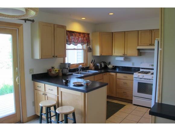 97 West Hill Road, Unit 2 Stowe, VT 05672 - Photo 5 of 20 Gallery Image 5