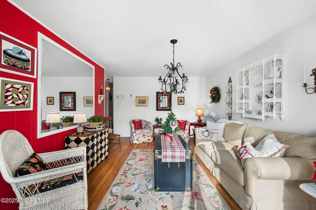 $499,000 | 530 Highway 71, Unit 4, Spring Lake Heights, NJ 07762