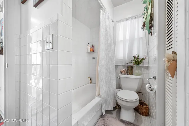 $499,000 | 530 Highway 71, Unit 4, Spring Lake Heights, NJ 07762