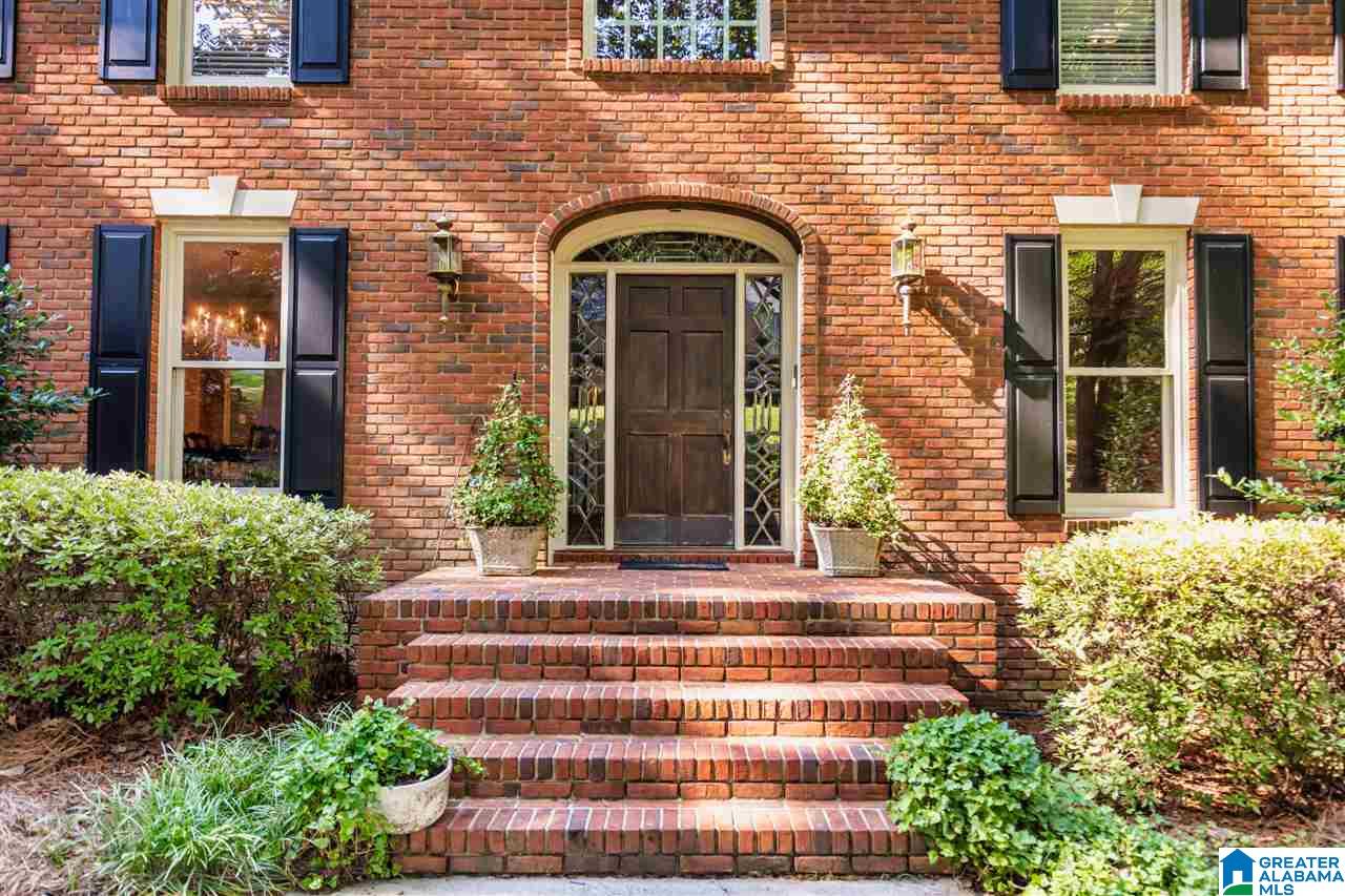 2332 Country Ridge Drive Birmingham, AL 35243 - Photo 4 of 50
